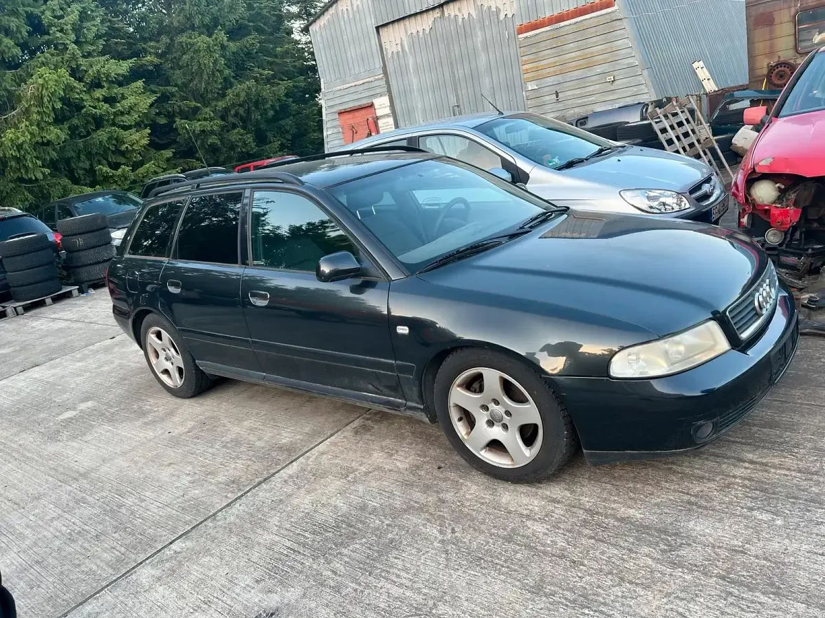 Gebraucht Audi A4 180 PS (132 kW) 1999 Schwarz Kombi