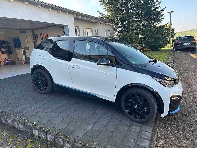 Gebraucht BMW i3 135 kW (184 PS) 2022 Weiß Kleinwagen