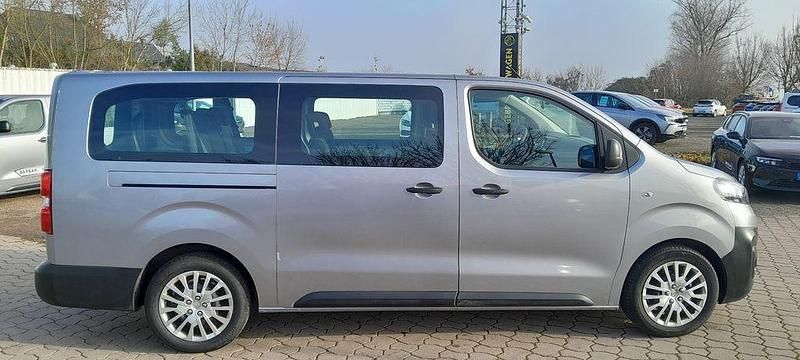Grau Gebraucht 2020 Opel Vivaro Van / Kleinbus | 14.900 € (Fairer Preis) - Bild 1/4