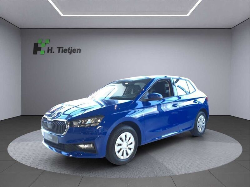 Blau Gebraucht 2025 Skoda Fabia Essence Limousine | 15.690 € (Guter Preis) - Bild 1/4