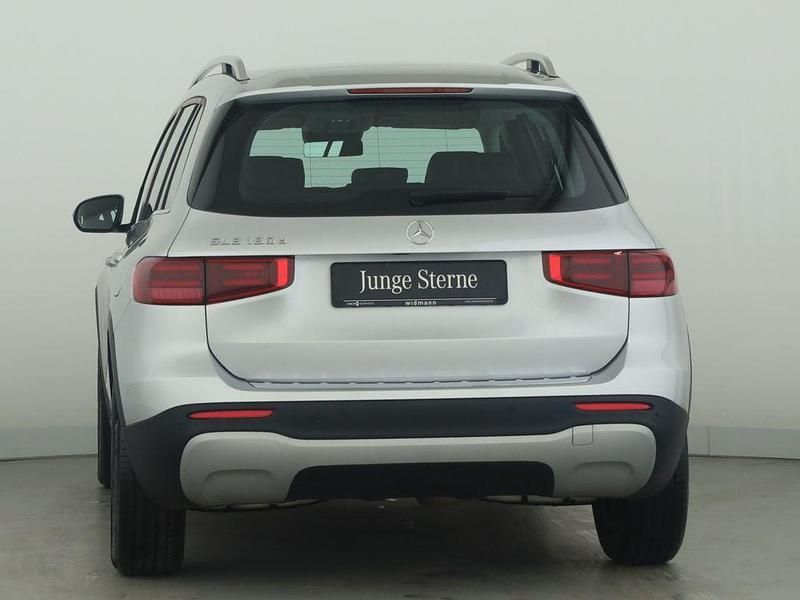 Gebraucht Mercedes GLB180 116 PS (85 kW) 2024 Iridiumsilber metallic SUV