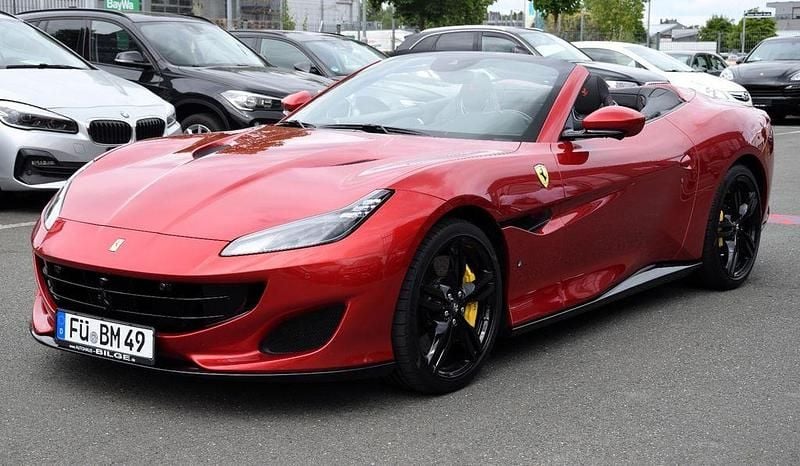 Rot Gebraucht 2020 Ferrari Portofino Cabrio | 185.899 € (Guter Preis) - Bild 1/4