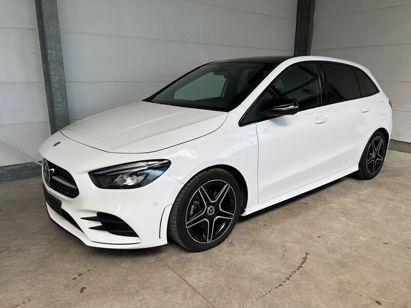 Polarweiss unilack Gebraucht 2019 Mercedes B200 AMG line Van / Kleinbus | 25.400 € (Fairer Preis) - Bild 1/3