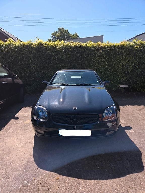 Gebraucht Mercedes SLK230 193 PS (141 kW) 1999 Schwarz Cabrio