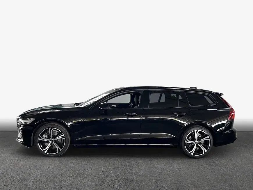Gebraucht Volvo V60 Plus 398 PS (292 kW) 2023 Schwarz Kombi