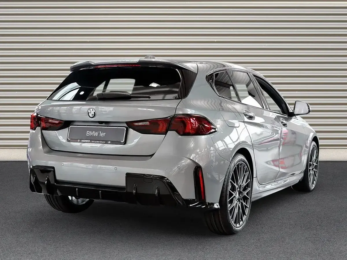Gebraucht BMW 120 Efficient Dynamics 163 PS (119 kW) 2025 Skyscraper grau Kleinwagen