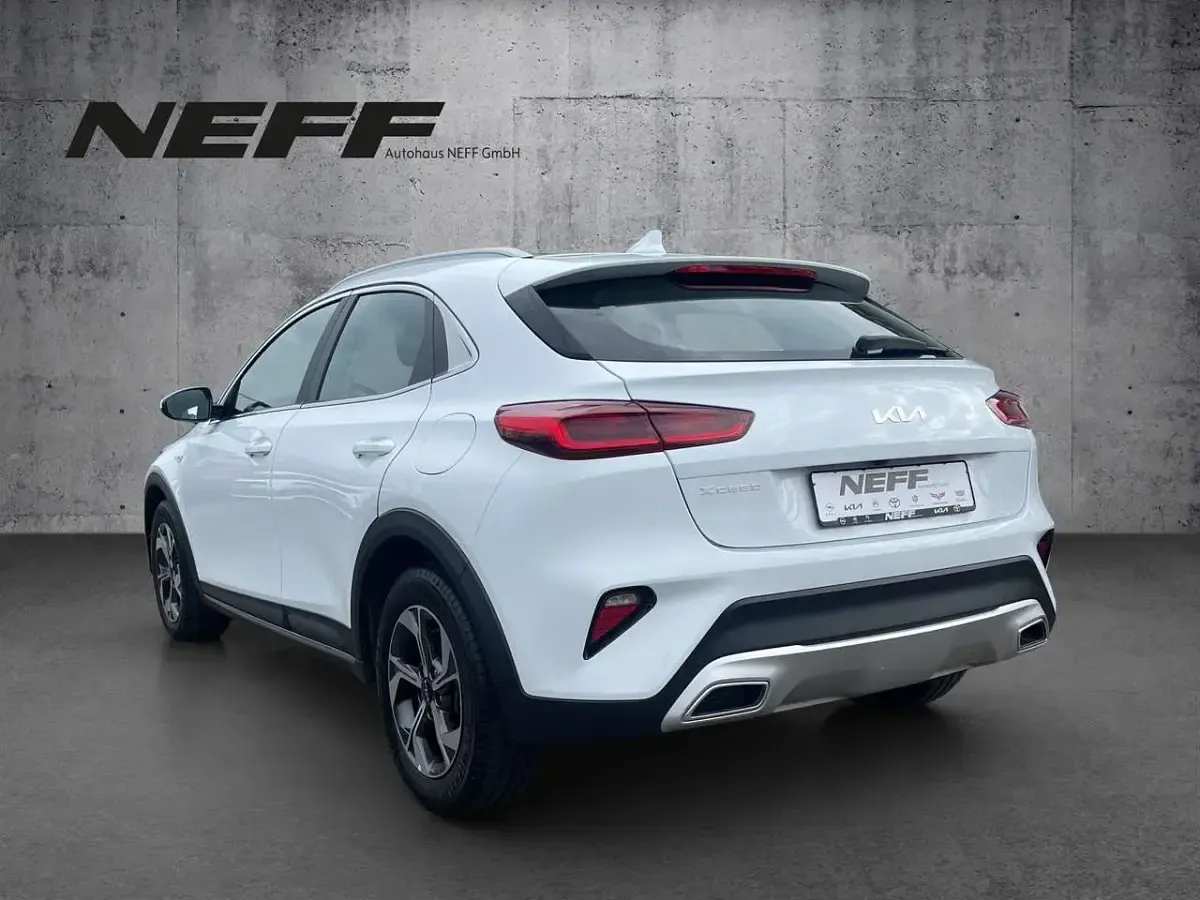 Gebraucht Kia XCeed Edition 7 120 PS (88 kW) 2022 Cararraweiss SUV