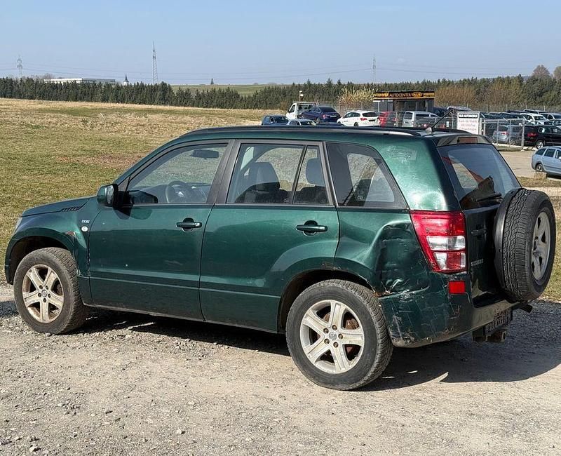 Gebraucht Suzuki Grand Vitara 129 PS (94 kW) 2007 Grün SUV