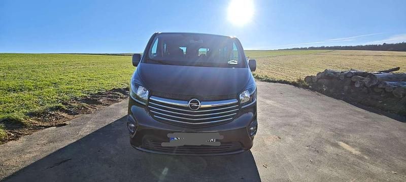 Gebraucht Opel Vivaro 120 PS (88 kW) 2019 Schwarz Van / Kleinbus