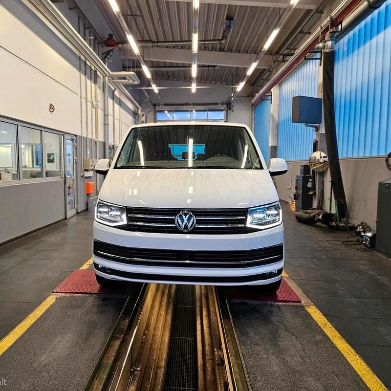 Gebraucht VW Multivan Generation Six 204 PS (150 kW) 2017 Weiß Van