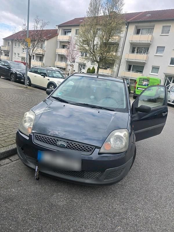 Gebraucht Ford Fiesta 69 PS (50 kW) 2007 Blau Kleinwagen