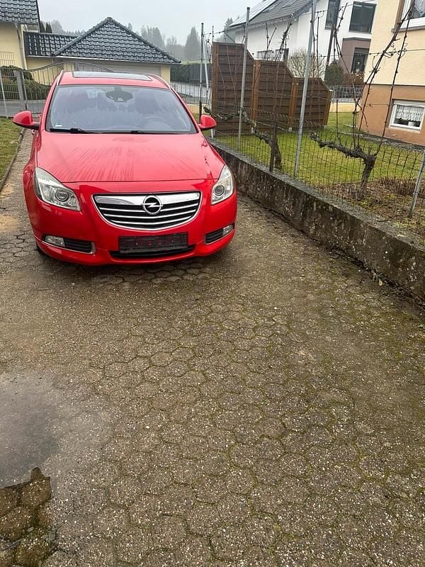 Gebraucht Opel Insignia OPC 250 PS (183 kW) 2011 Rot Kombi