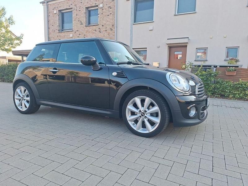 Schwarz Gebraucht 2011 Mini Cooper Kleinwagen | 5.300 € (Guter Preis) - Bild 1/4