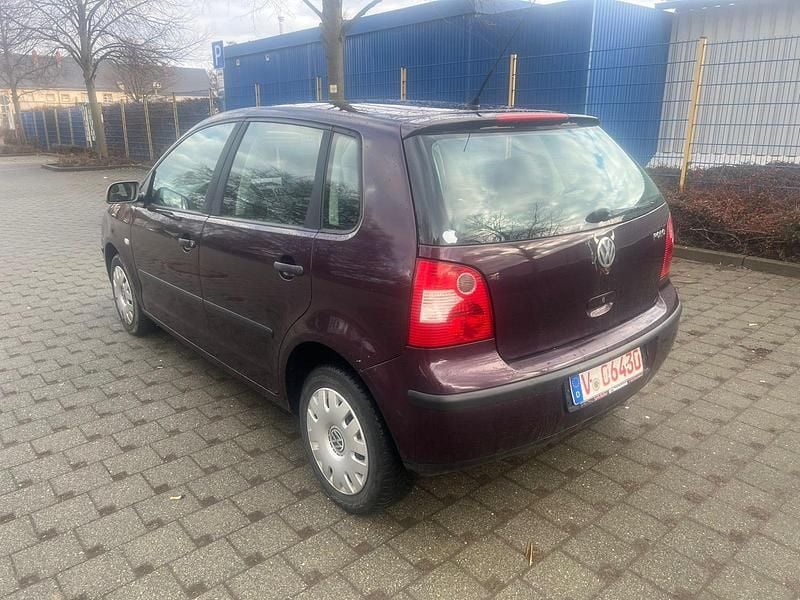 Gebraucht VW Polo 54 PS (39 kW) 2002 Violet Kleinwagen