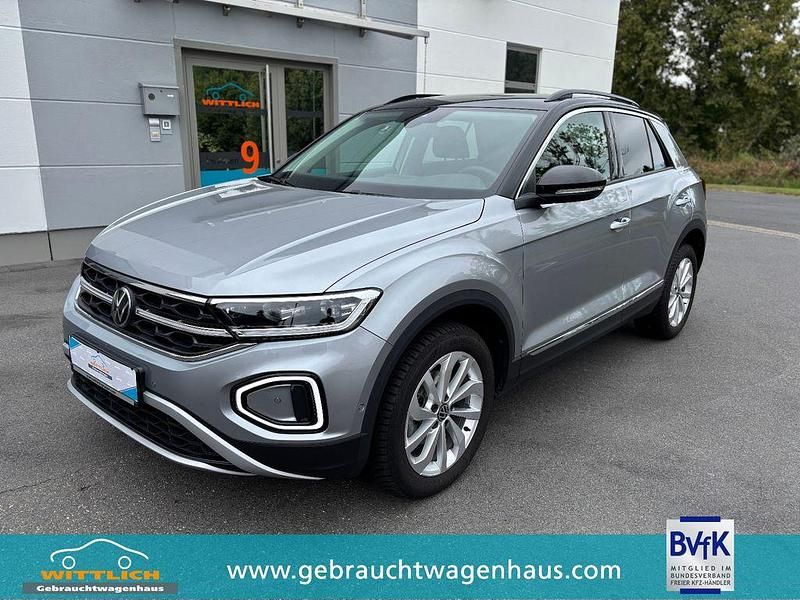 Silber Gebraucht 2025 VW T-Roc Style SUV | 32.900 € (Fairer Preis) - Bild 1/4