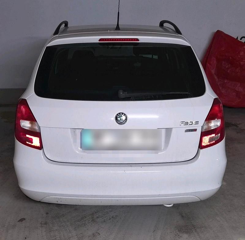 Gebraucht Skoda Fabia 105 PS (77 kW) 2011 Weiß Kombi