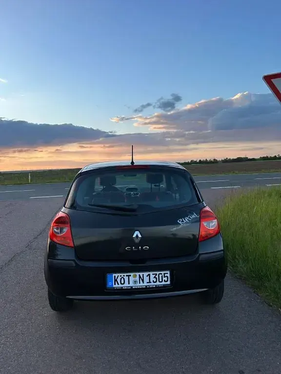 Gebraucht Renault Clio II Campus 75 PS (55 kW) 2007 Schwarz Limousine