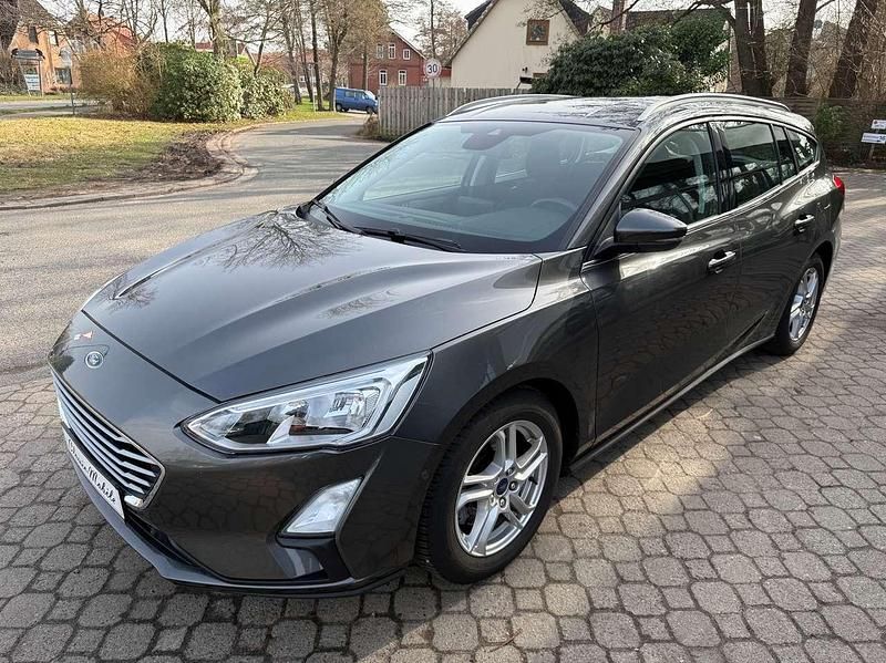 Gebraucht Ford Focus Cool & Connect 125 PS (91 kW) 2018 Grau Kombi