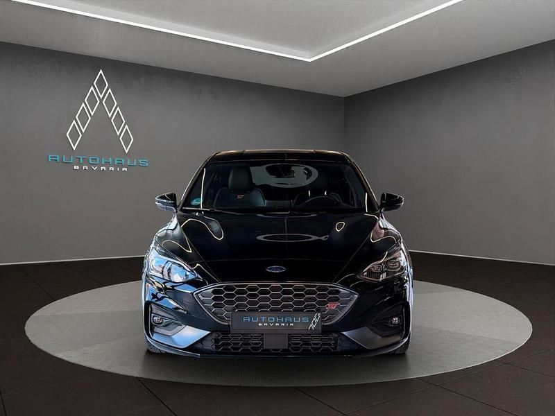 Gebraucht Ford Focus Performance Edition 280 PS (205 kW) 2020 Schwarz Limousine