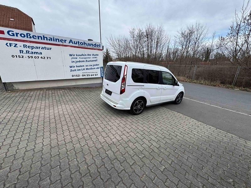 Gebraucht Ford Tourneo Connect 120 PS (88 kW) 2015 Weiß Van / Kleinbus
