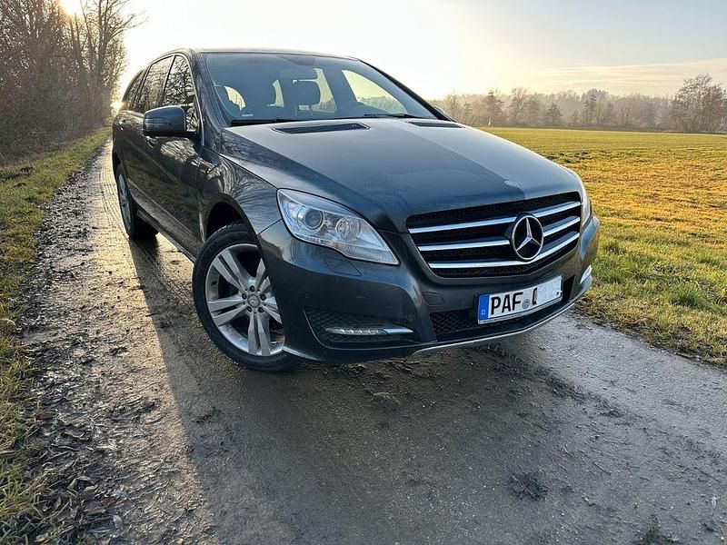 Gebraucht Mercedes R300 231 PS (169 kW) 2010 Grau Van / Kleinbus