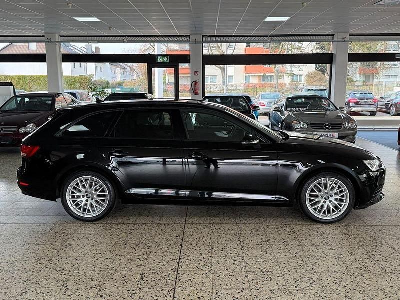 Gebraucht Audi A4 150 PS (110 kW) 2017 Schwarz Kombi