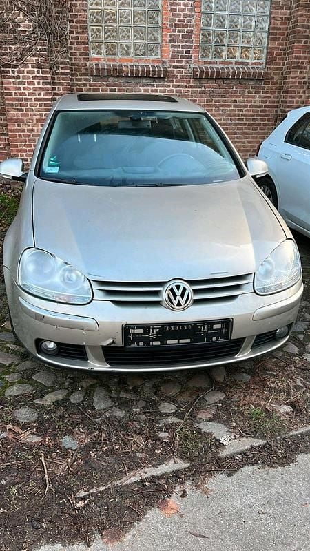 Gold Gebraucht 2005 VW Golf V Limousine | 1.400 € (Superpreis) - Bild 1/4