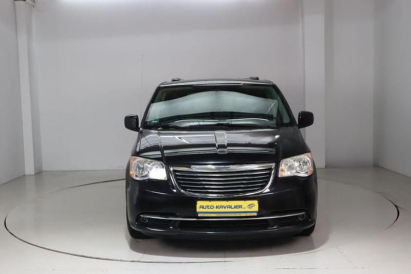 Gebraucht Chrysler Town & Country 287 PS (211 kW) 2016 Schwarz Van / Kleinbus