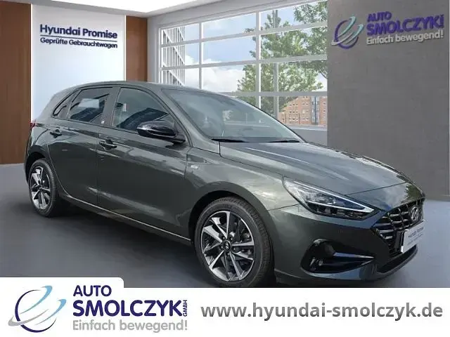 Gebraucht Hyundai i30 Edition 30+ 159 PS (116 kW) 2022 Grau Limousine