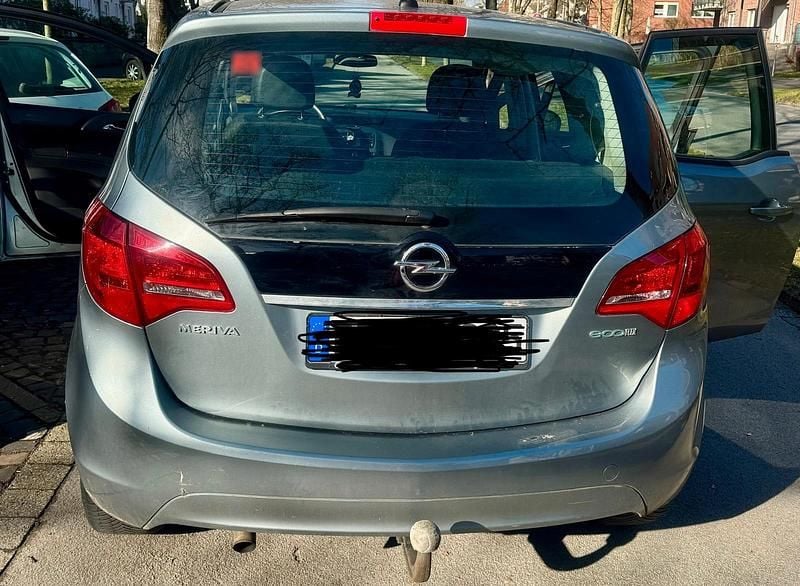 Second-hand Opel Meriva 90 CP (66 kW) 2010 Gri Monovolum
