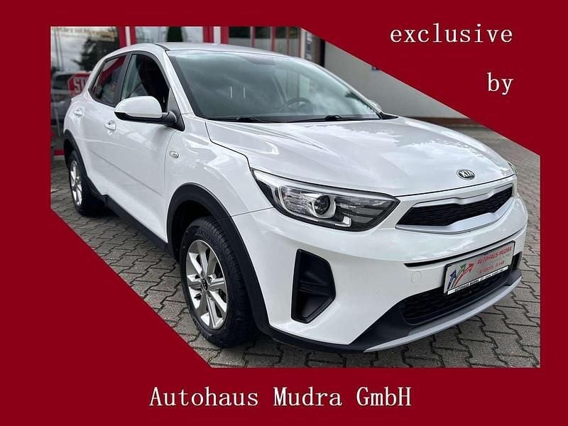 Clear white Gebraucht 2019 Kia Stonic Edition 7 SUV | 13.999 € (Fairer Preis) - Bild 1/4