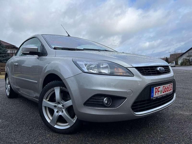 Gebraucht Ford Focus Cabriolet 145 PS (106 kW) 2010 Argento Cabrio