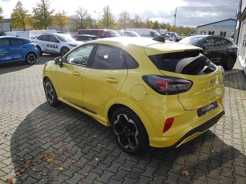 Neu Ford Puma Gen-E Premium 122 kW (167 PS) 2026 Electric yellow metallic SUV