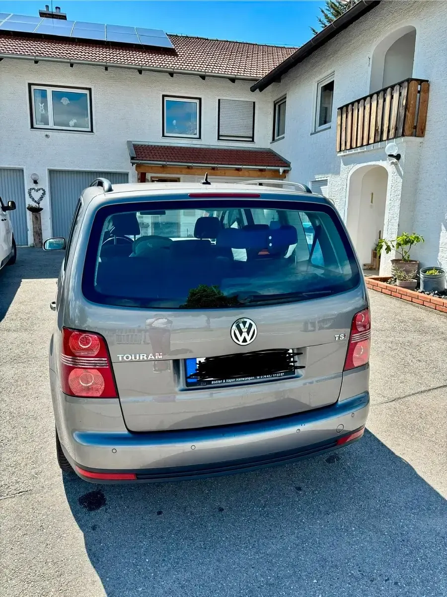 Gebraucht VW Touran 140 PS (102 kW) 2009 Grau Van / Kleinbus
