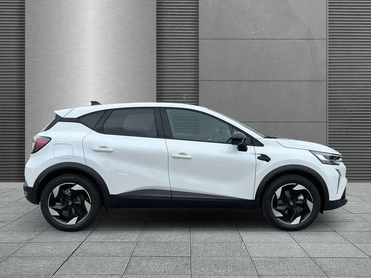 Neu Renault Captur Techno 158 PS (116 kW) 2025 Perlmuttweiß SUV