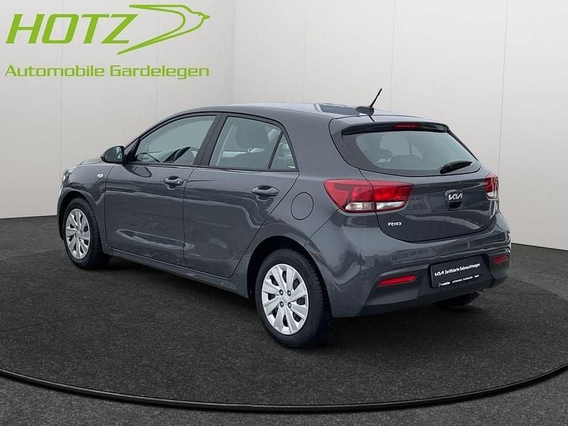 Gebraucht Kia Rio Platinum Edition 120 PS (88 kW) 2023 Perennial grey Limousine