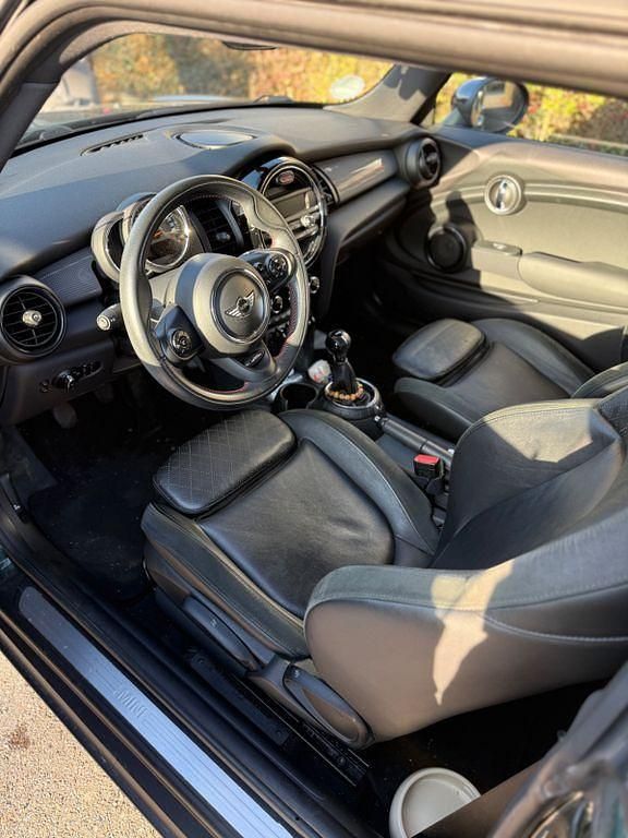 Usado Mini Cooper 136 HP (100 kW) 2014 Verde Citadino
