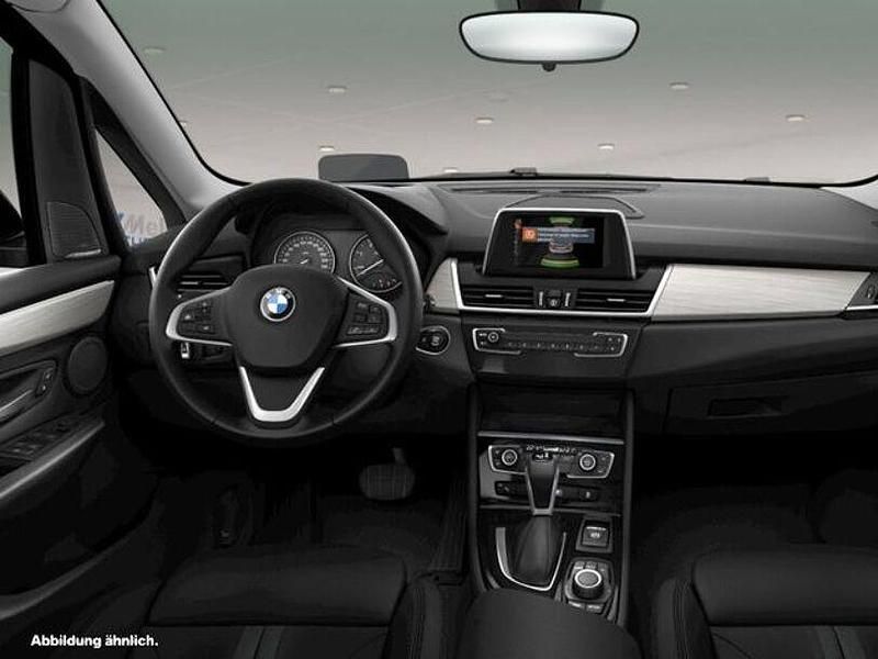 Gebraucht BMW 218 Sport Line 150 PS (110 kW) 2016 Schwarz Van / Kleinbus