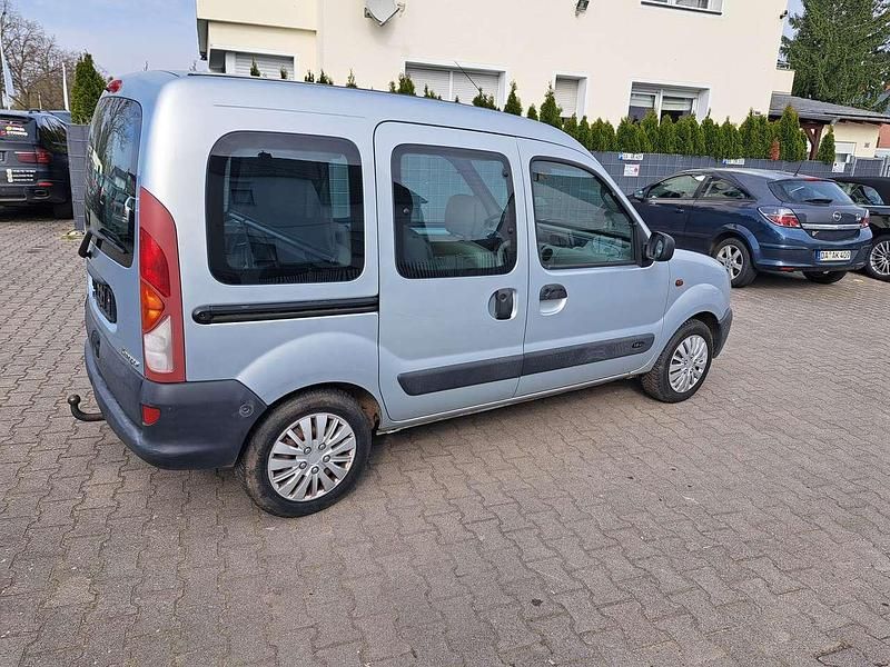 Gebraucht Renault Kangoo 95 PS (69 kW) 2002 Silber Van / Kleinbus
