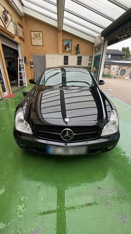 Gebraucht Mercedes CLS500 388 PS (285 kW) 2009 Schwarz Limousine