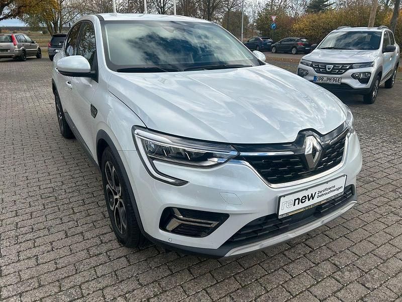 Gebraucht Renault Arkana Techno 143 PS (105 kW) 2024 Weiß SUV