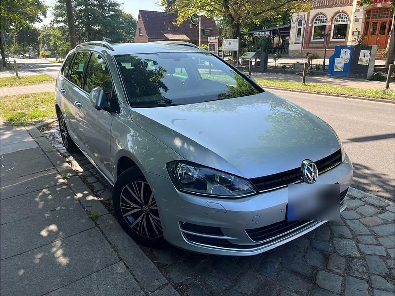 Silber Gebraucht 2016 VW Golf VII Allstar Kombi | 9.400 € (Fairer Preis) - Bild 1/4
