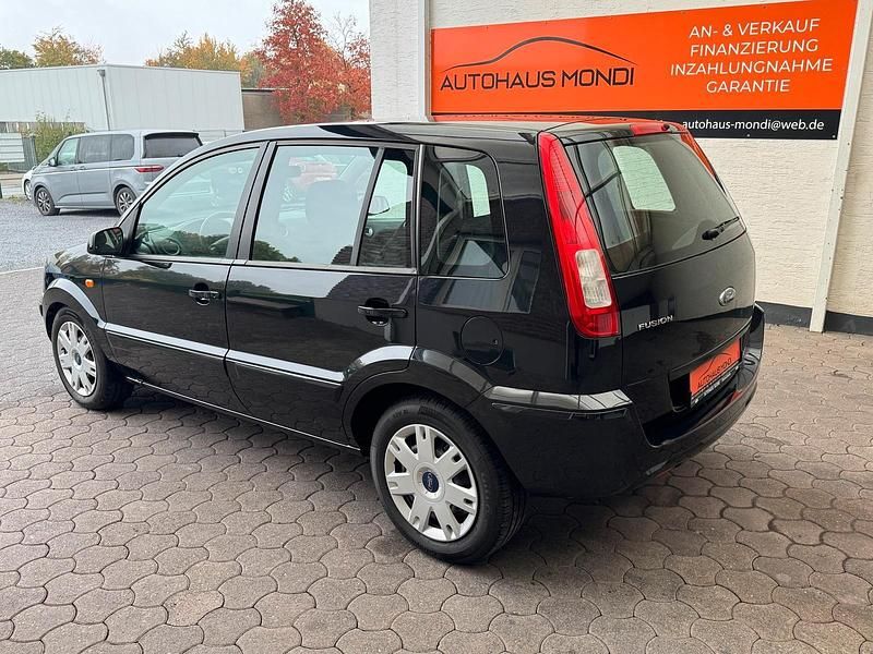 Gebraucht Ford Fusion Style 80 PS (58 kW) 2009 Schwarz Kleinwagen