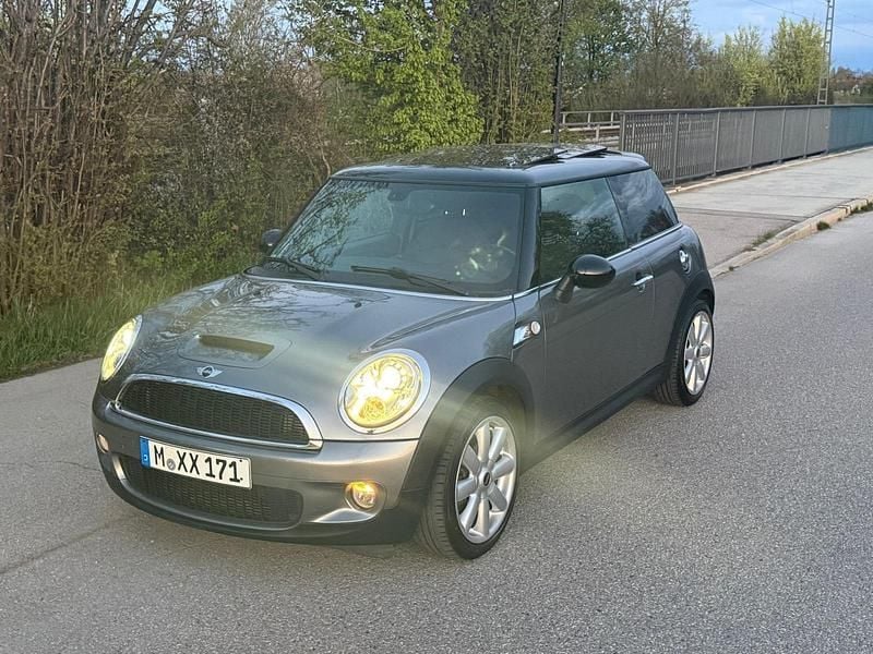 Usado Mini Cooper S 174 HP (127 kW) 2009 Cinzento Citadino
