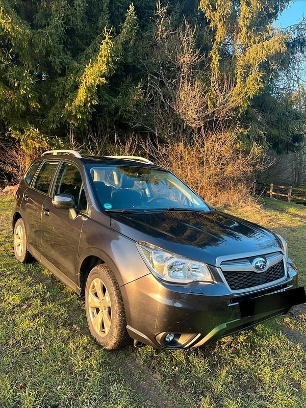 Gebraucht Subaru Forester 147 PS (108 kW) 2015 Grau SUV