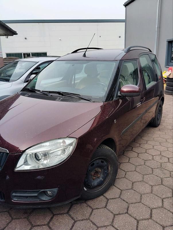 Gebraucht Skoda Roomster 86 PS (63 kW) 2008 Rot Van / Kleinbus