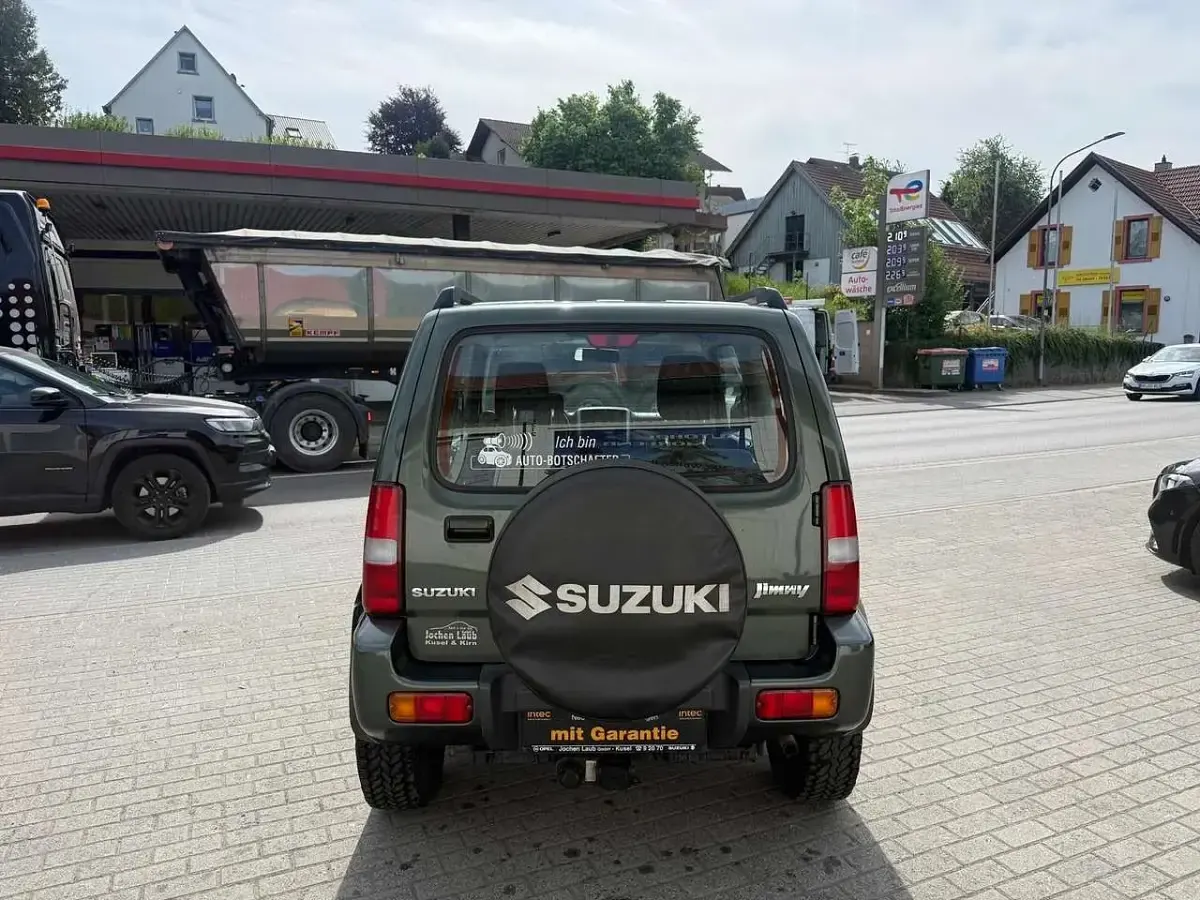 Gebraucht Suzuki Jimny Ranger 86 PS (63 kW) 2016 Grün SUV