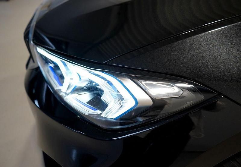 Gebraucht BMW 320 190 PS (139 kW) 2024 Schwarz Limousine