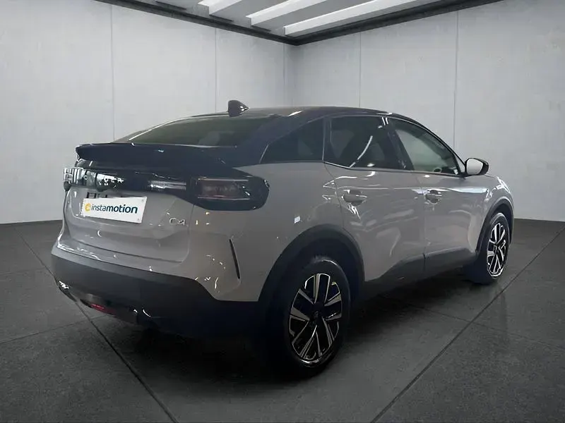 Neu Citroën C4 145 PS (106 kW) 2026 Weiß SUV