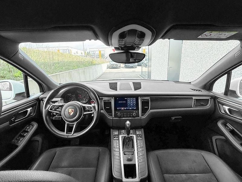 Second-hand Porsche Macan 252 CP (185 kW) 2017 Alb SUV